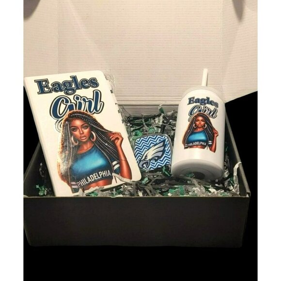 Gift Box: Philadelphia Eagles Girl - Picture 1 of 10